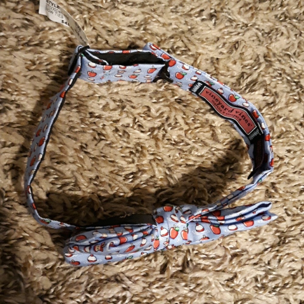 #.   NWT Vineyard vines men's bow tie. - Picture 8 of 8